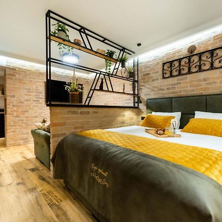 Freja- Luxury Studio Apartment Old Town Zadar Center Luaran gambar