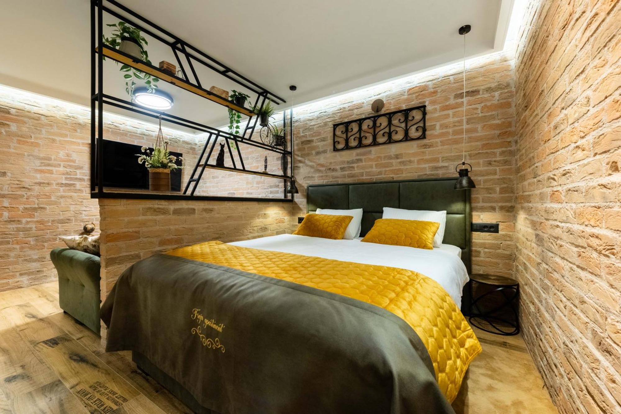 Freja- Luxury Studio Apartment Old Town Zadar Center Luaran gambar