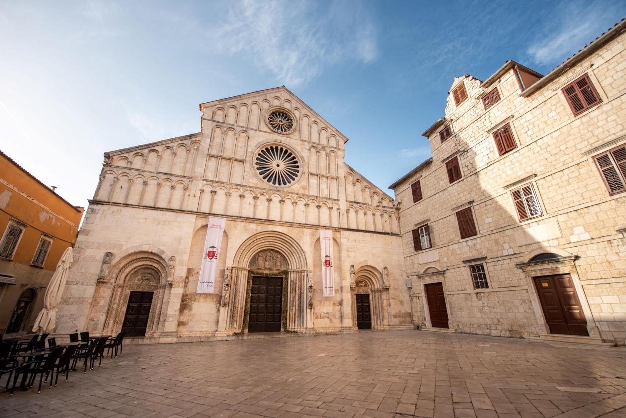 Freja- Luxury Studio Apartment Old Town Zadar Center Luaran gambar